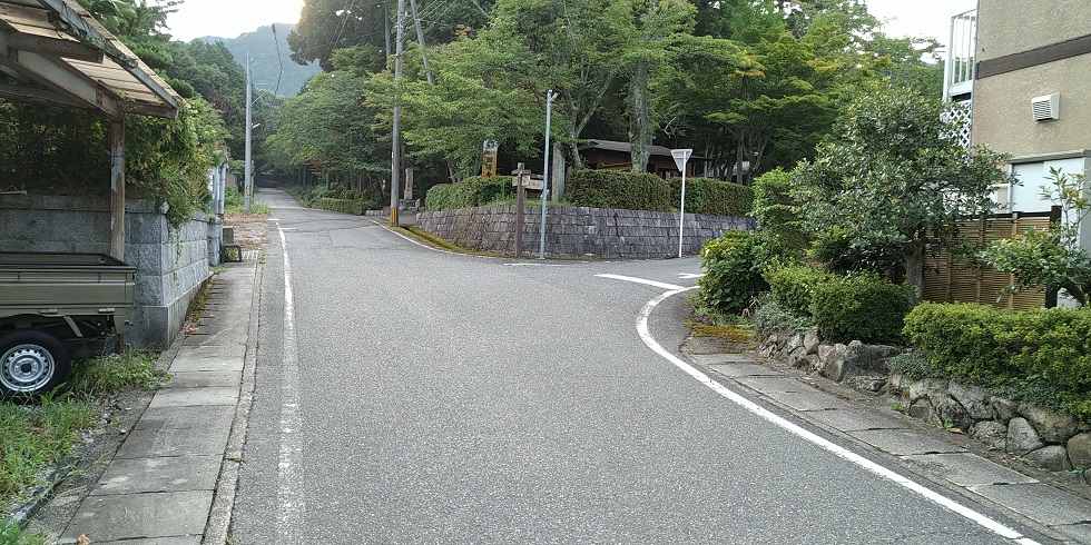 【滋賀県ヒルクライム】湖東町-永源寺へ 15%以上の激坂が4km続く！　石垣を右