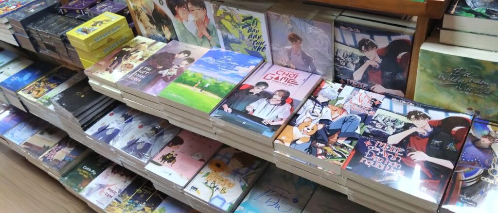 【ハノイ観光】日本語の本が買える本屋さん お土産にも おすすめ　漫画