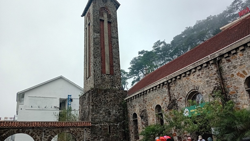 【ハノイ発】レンタルバイクで行く 日帰りタムダオ観光旅行