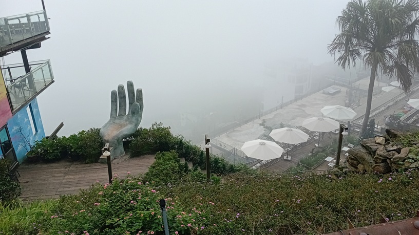 【ハノイ発】レンタルバイクで行く 日帰りタムダオ観光旅行