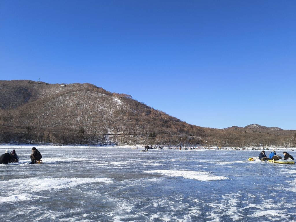 【氷上ワカサギ釣り】子供の頃からの夢がかないました！